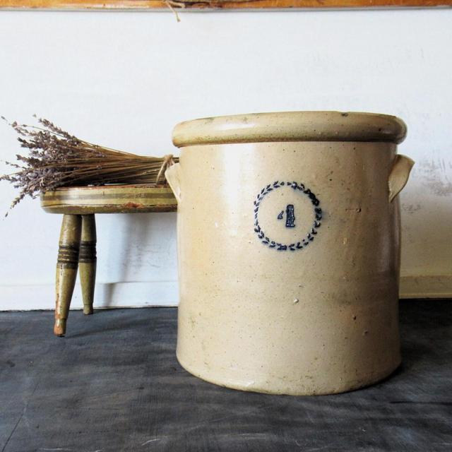 Vintage 4-gallon Salt Glazed Crock with Cobalt Blue Decoration, Wisconsin Pottery, Rustic, Farmhouse, Country Decor