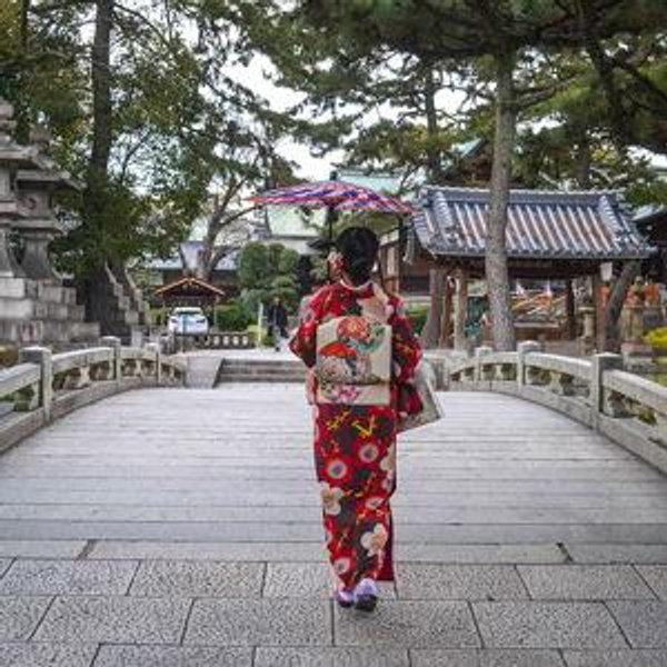 Kimono rental experience in Kyoto