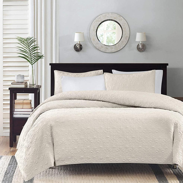 Madison Park Quebec Coverlet Quilted Cotton Fill Mini Set, King/Cal King, Ivory