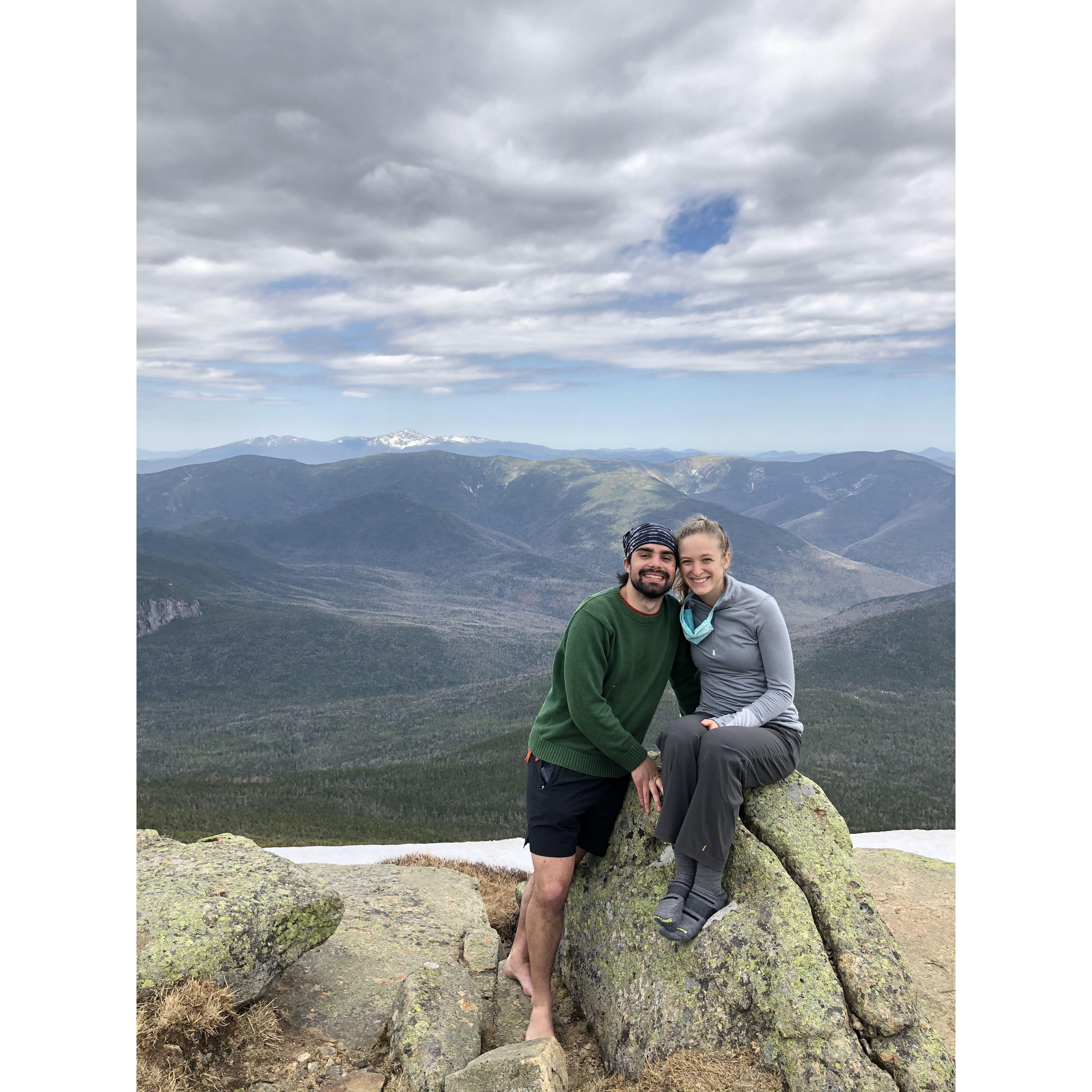 Hiking Mt Lafayette in the White Mountains NH, May 2020