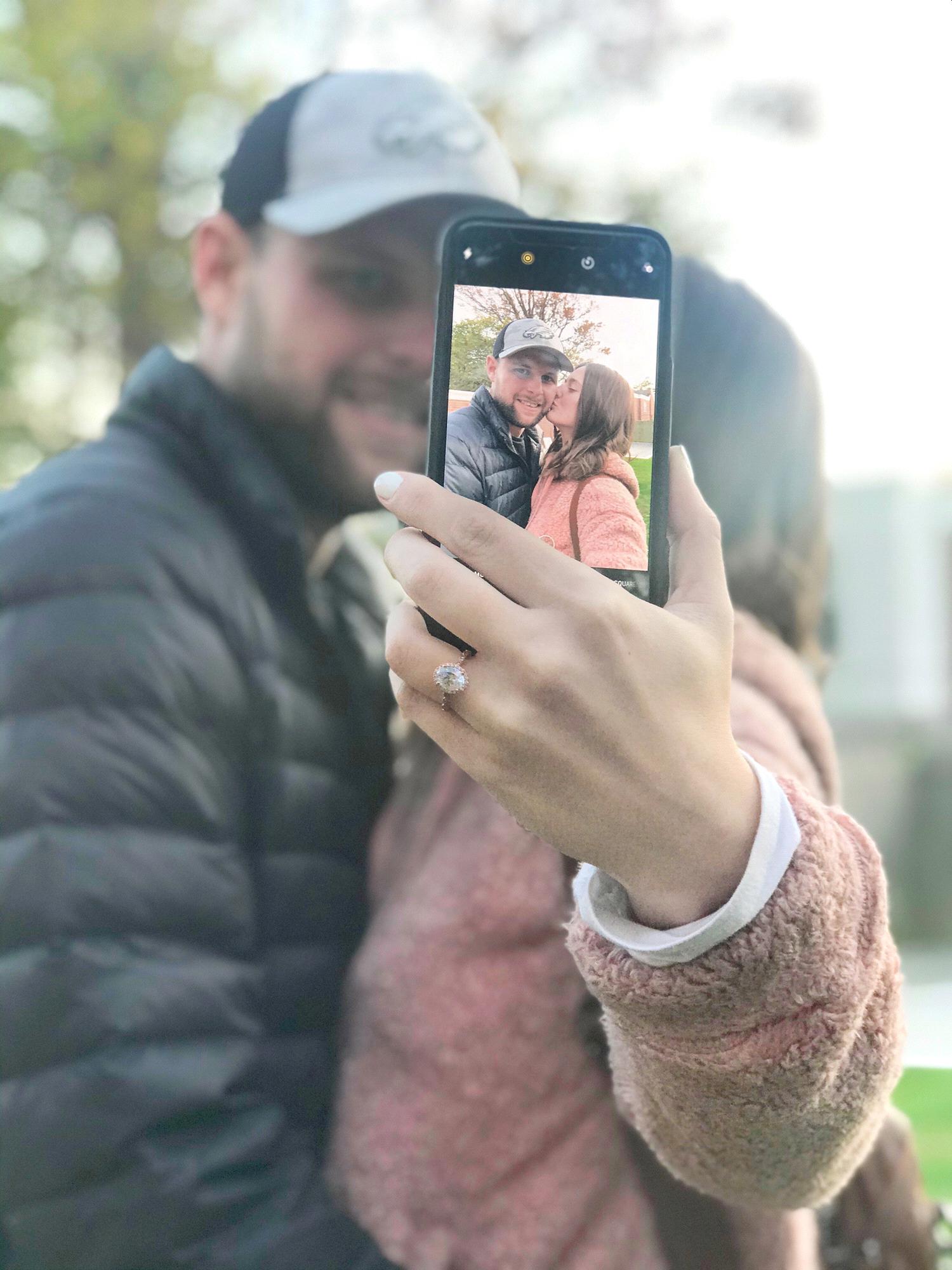 Engagement announcement photo❤️