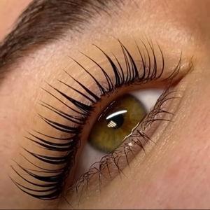 EYELASH/HAIRCARE BEFORE THE WEDDING