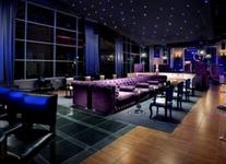 When the sun goes down, the Rockstars come out! Enjoy the many bars that Hard Rock has to offer.