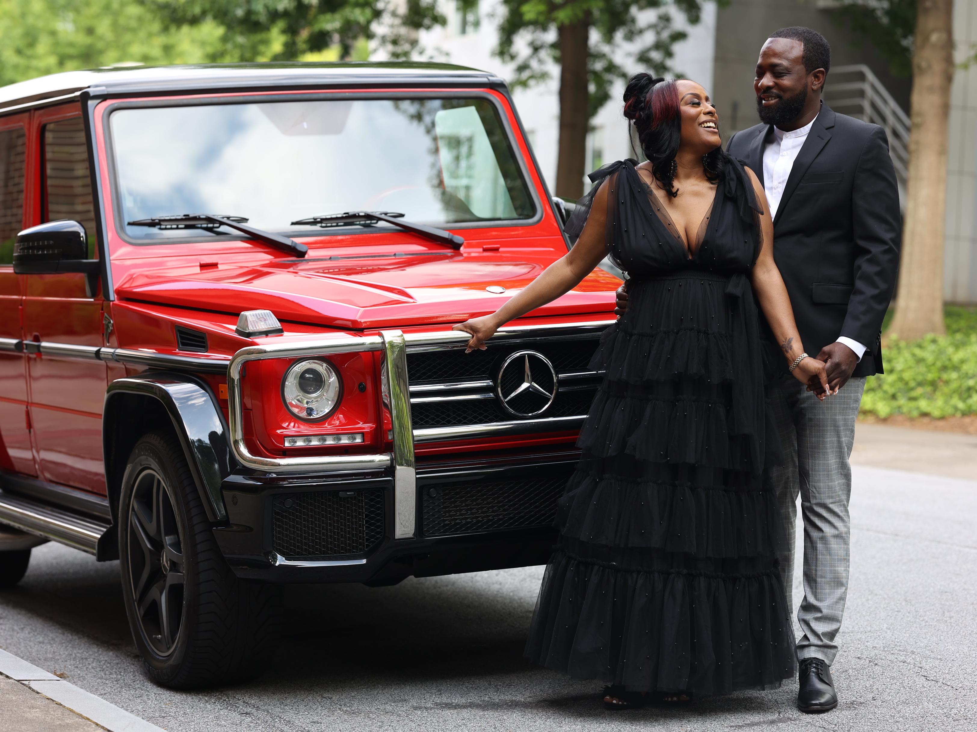 The Wedding Website of Tiffany Olayiwola and Lee Grimes
