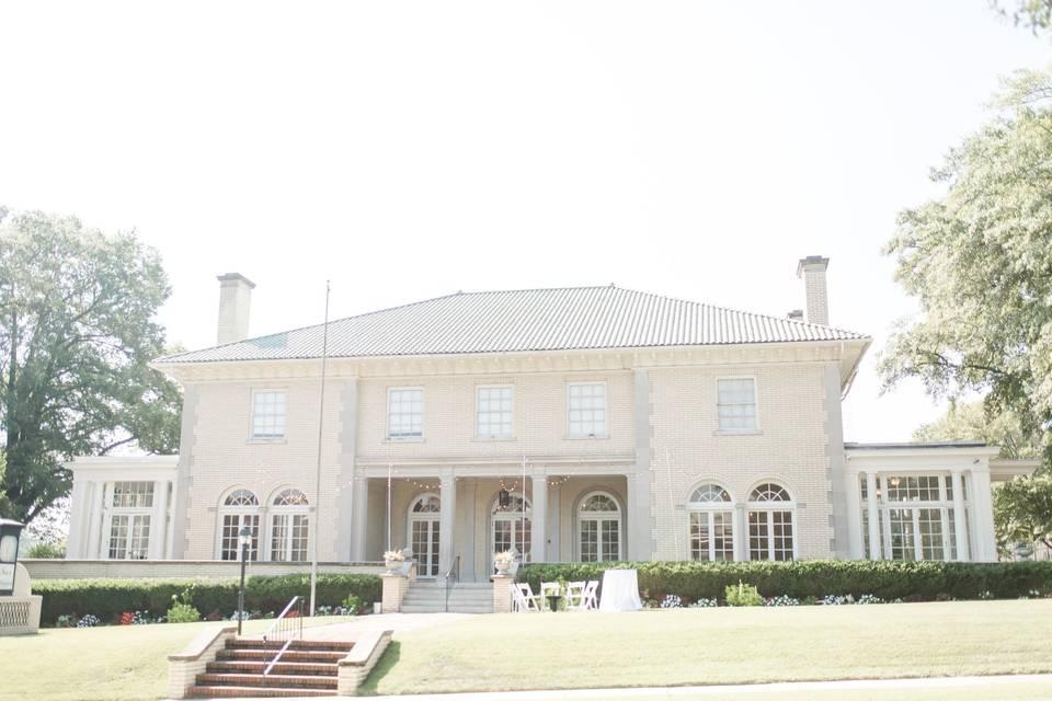 The Wedding Website of Laura Barnes and Andrew Winter