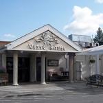 The White House Grill