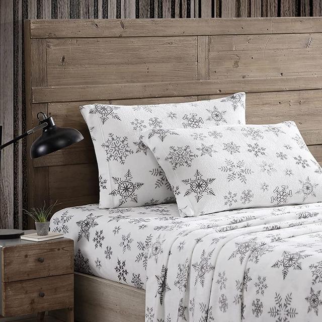 Eddie Bauer - King Sheet Set, Super Soft Plush Fleece Bedding, Warm & Cozy Home Decor for Colder Months (Tossed Snowflake, King)