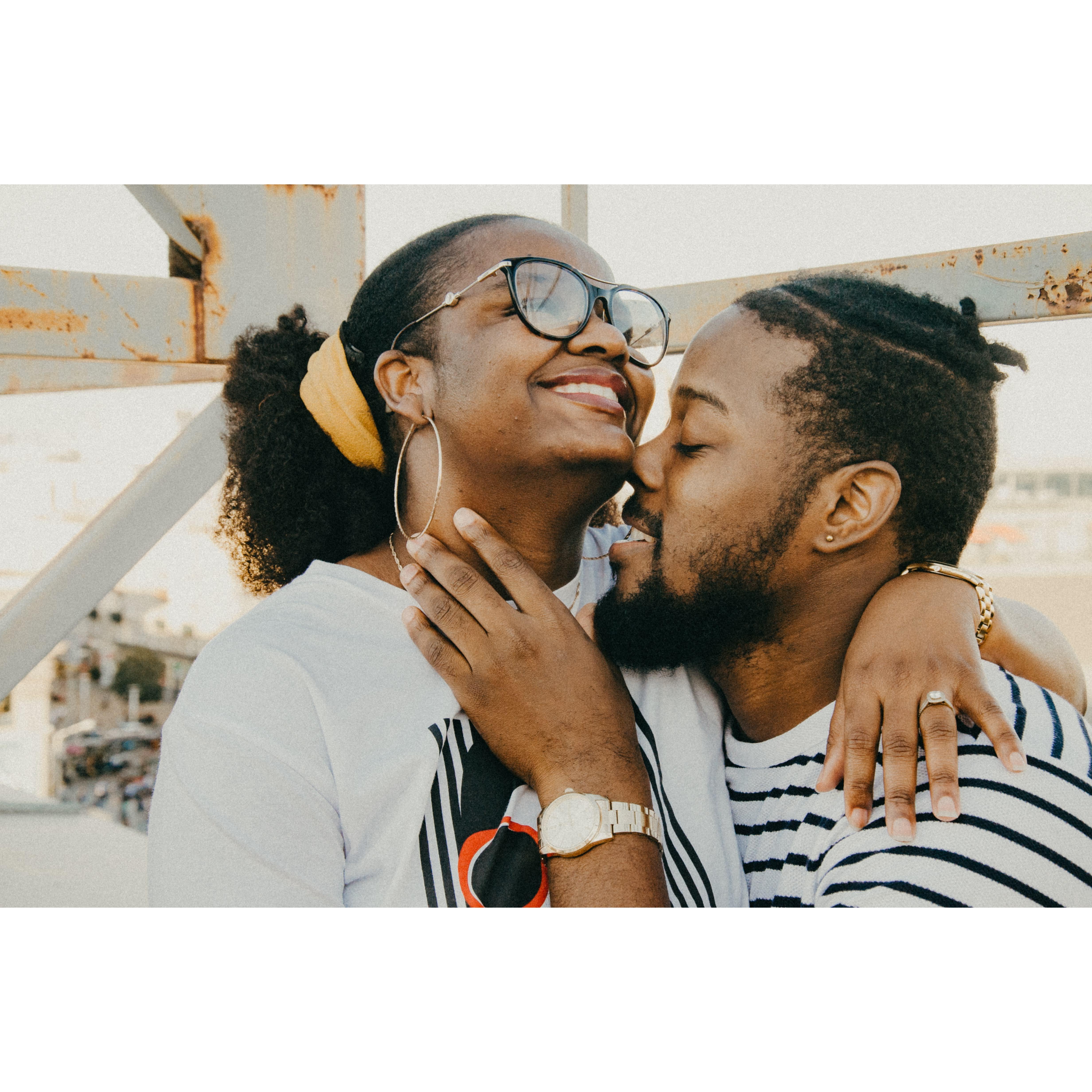 🖤 Um gesto, um beijo e um carinho formam a palavra mais linda do mundo: Amor.