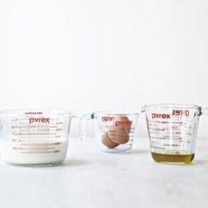 Pyrex Essential 3-Piece Measuring Cup Set