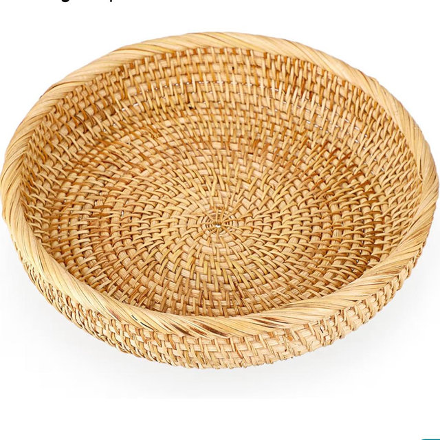 Hipiwe Small Round Keys Basket Bowl for Entryway 8.6" Hand-woven Wicker Storage Basket Rattan Decorative Basket Fruit Candy Cake Food Serving Baskets Tray for Keys, Wallet, Cell Phone