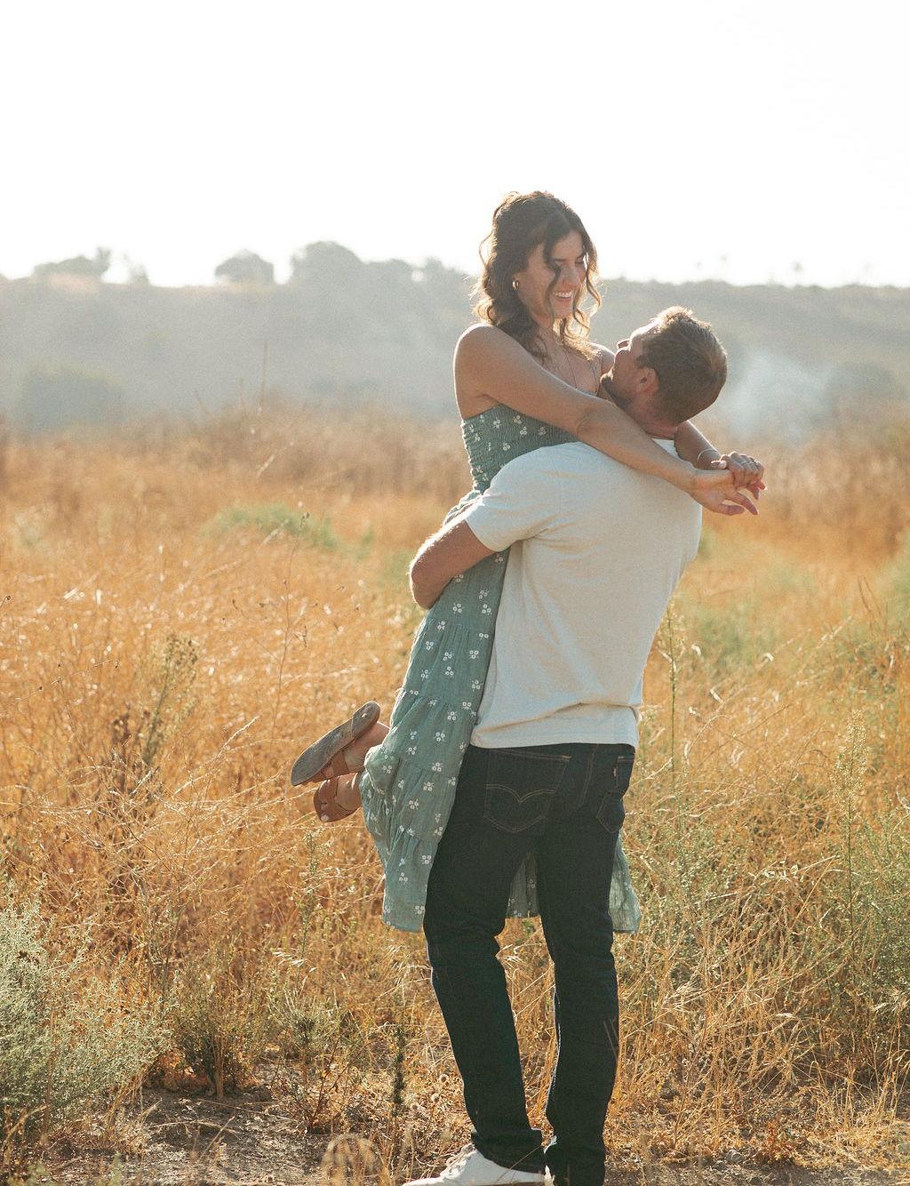 The Wedding Website of Lindsey DelaTorre and Michael Bartlett