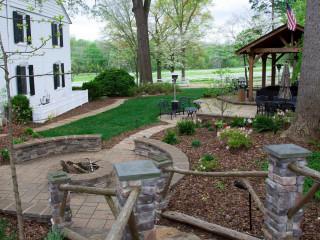 The Wedding Website of Brittany Hill and Shawn Phillips