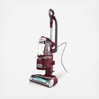 Detect Lift-Away Upright Vacuum