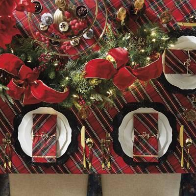 Holiday Plaid Table Linens