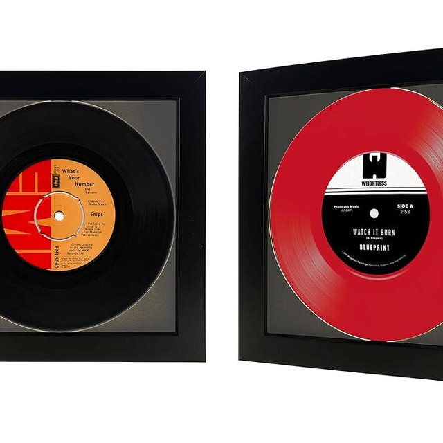 2 Pack, 45 Single 6 7/8" Vinyl Record Frame, Display 45 rpm Record with Black Mat or 7" 45 rpm Vinyl Sleeve Art without mat, Wall & Tabletop Display