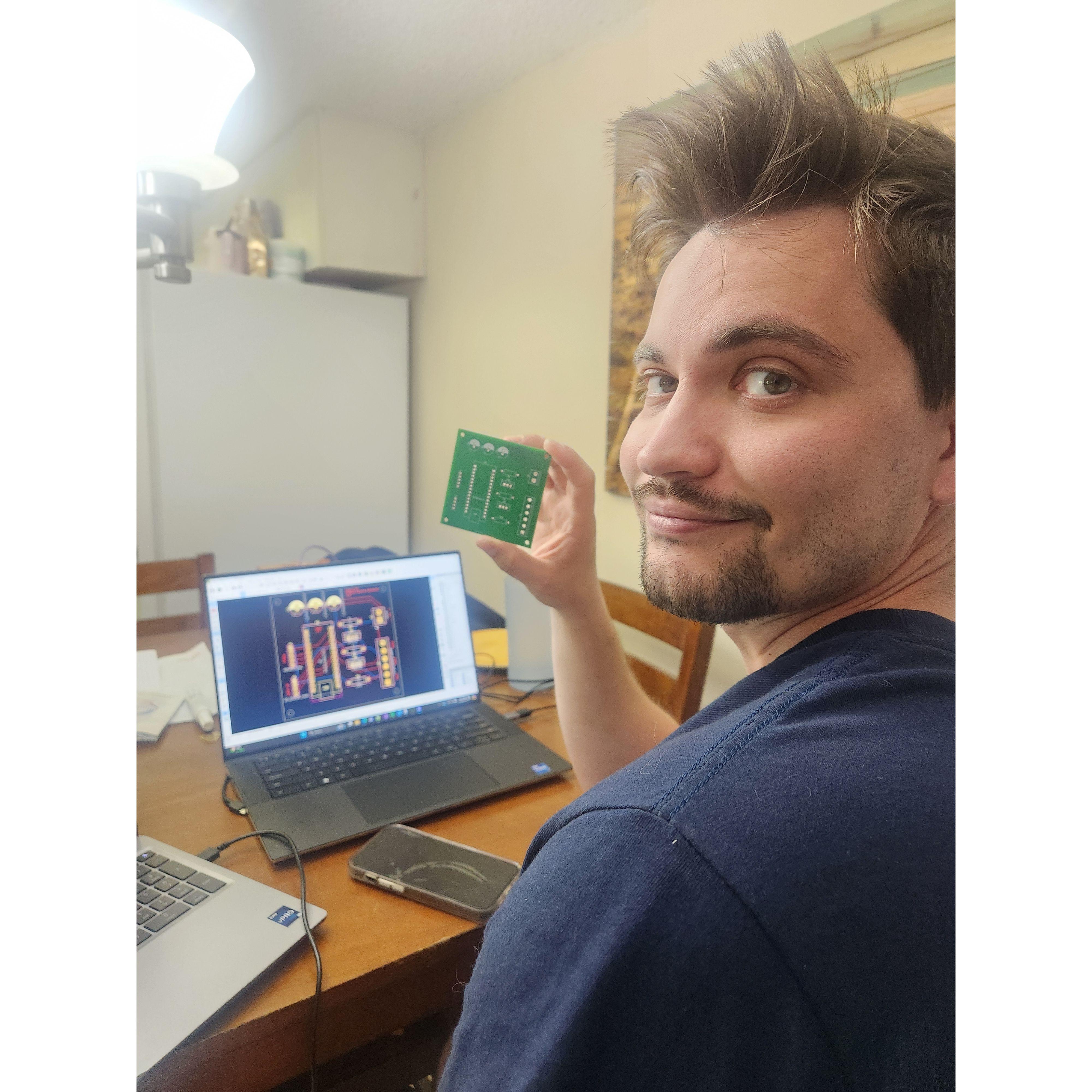 Jonah being a NERD