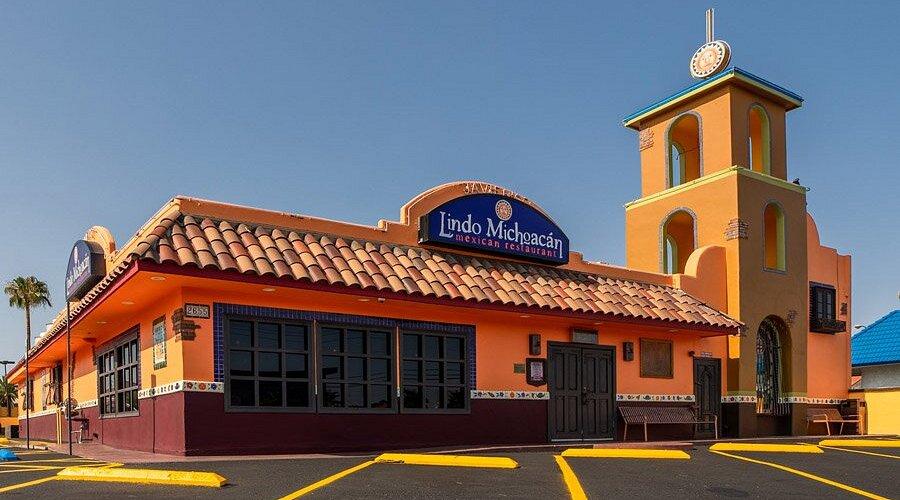 The Wedding Website of Hannah Ondrus and Xavier De Los Santos