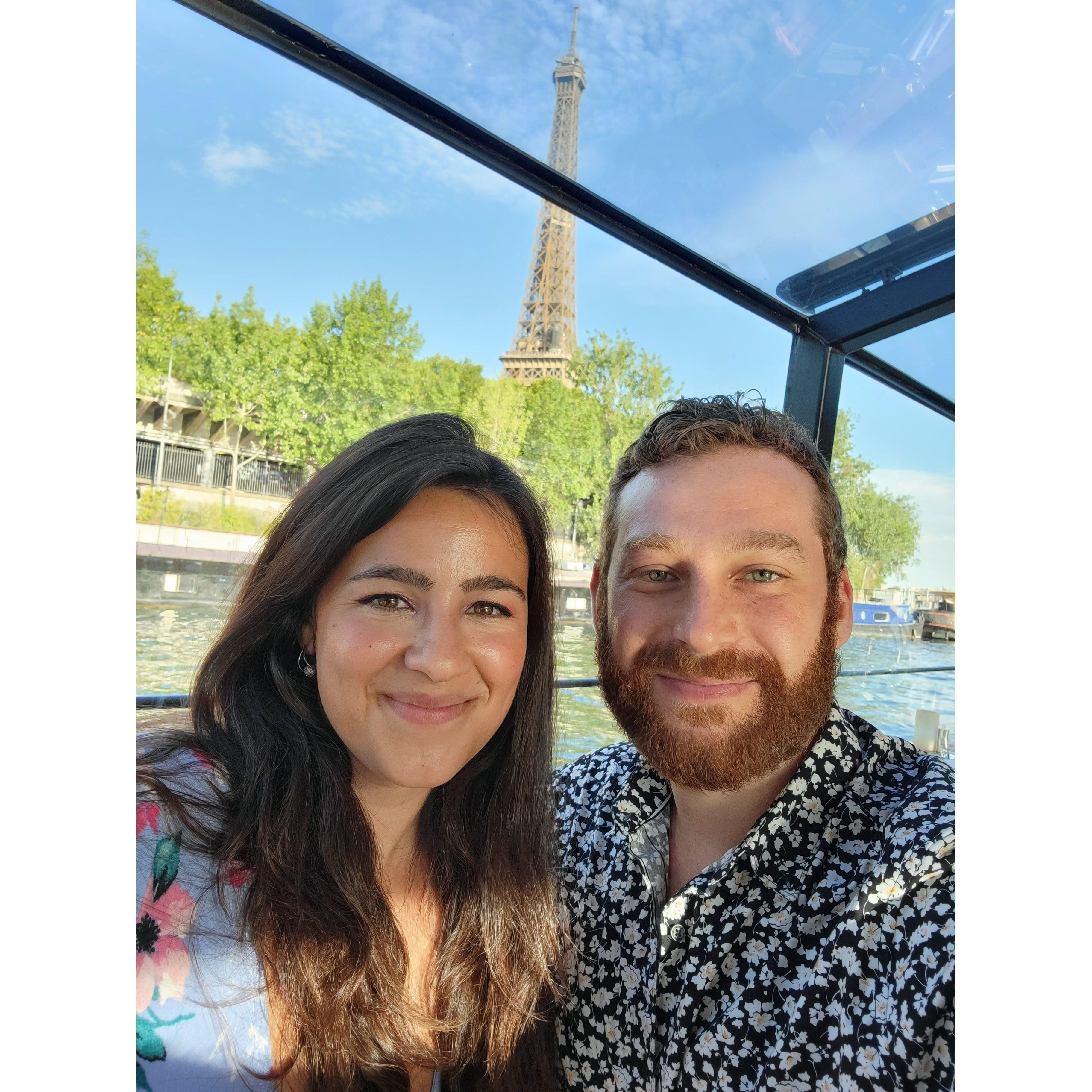 Dinner cruise in Paris!