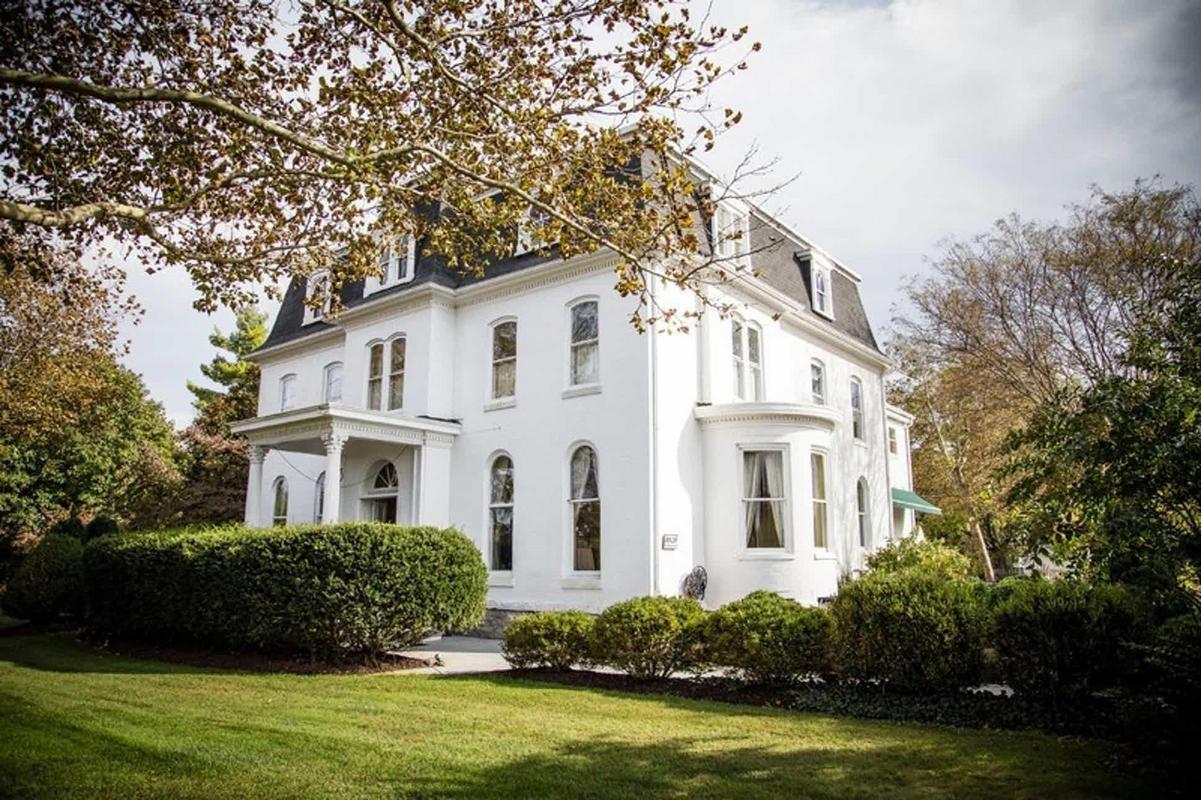 The Wedding Website of Serene Mitchell and Matthew Reisinger