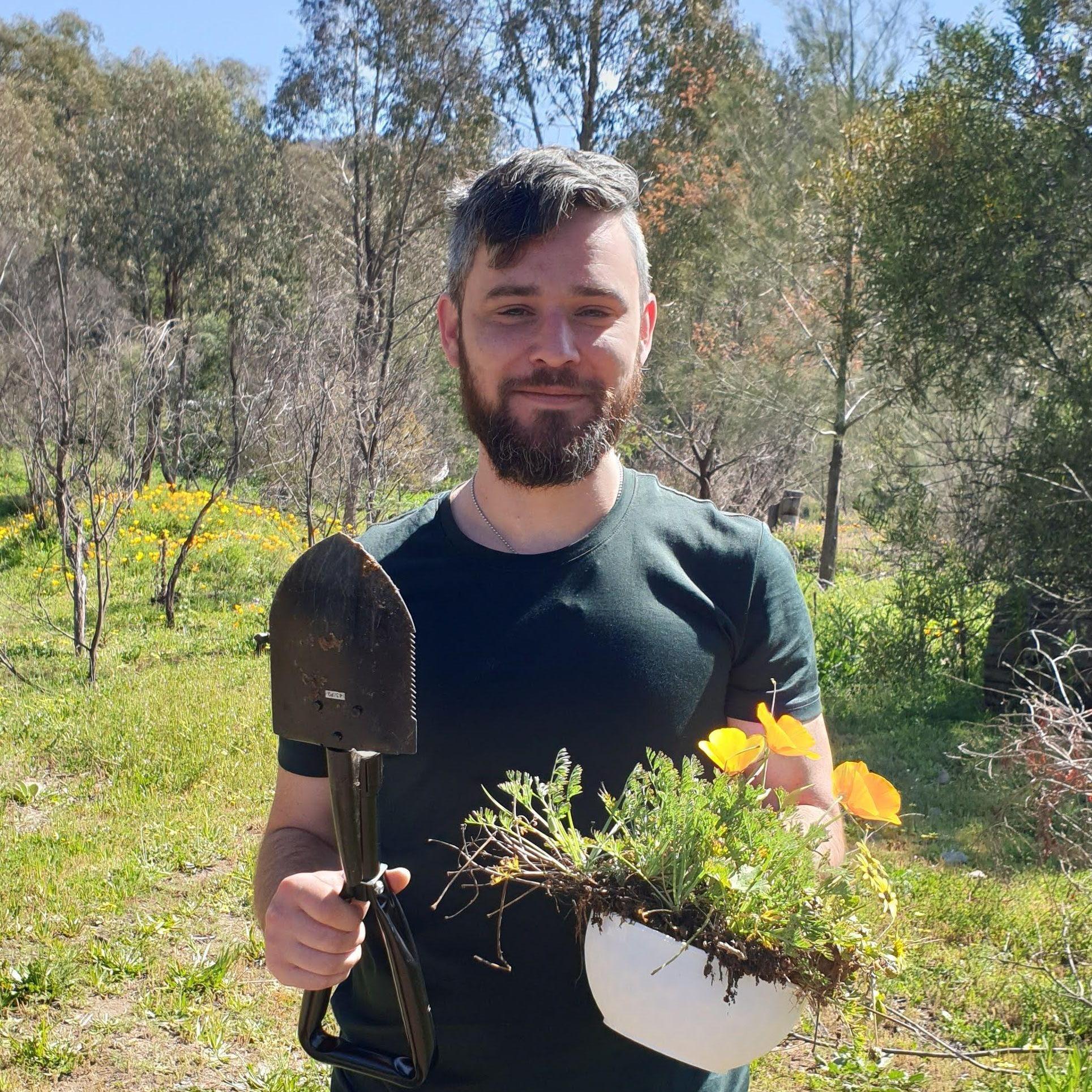 🌻 Despite the initial black thumb, Jarrod supported Laarni's hobby by adding to her flower/plant graveyard. 🪦