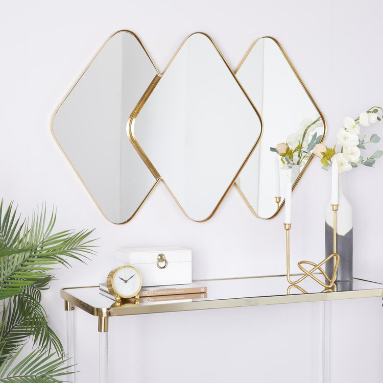 CosmoLiving by Cosmopolitan, Golden Contemporary Triple Diamond
