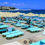 Wet Seaside Bar