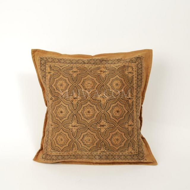 MAIWA 16" Organic Cotton Cushion Cover - Ajrakh Tile