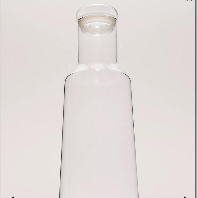 BOROSILICATE GLASS BOTTLE