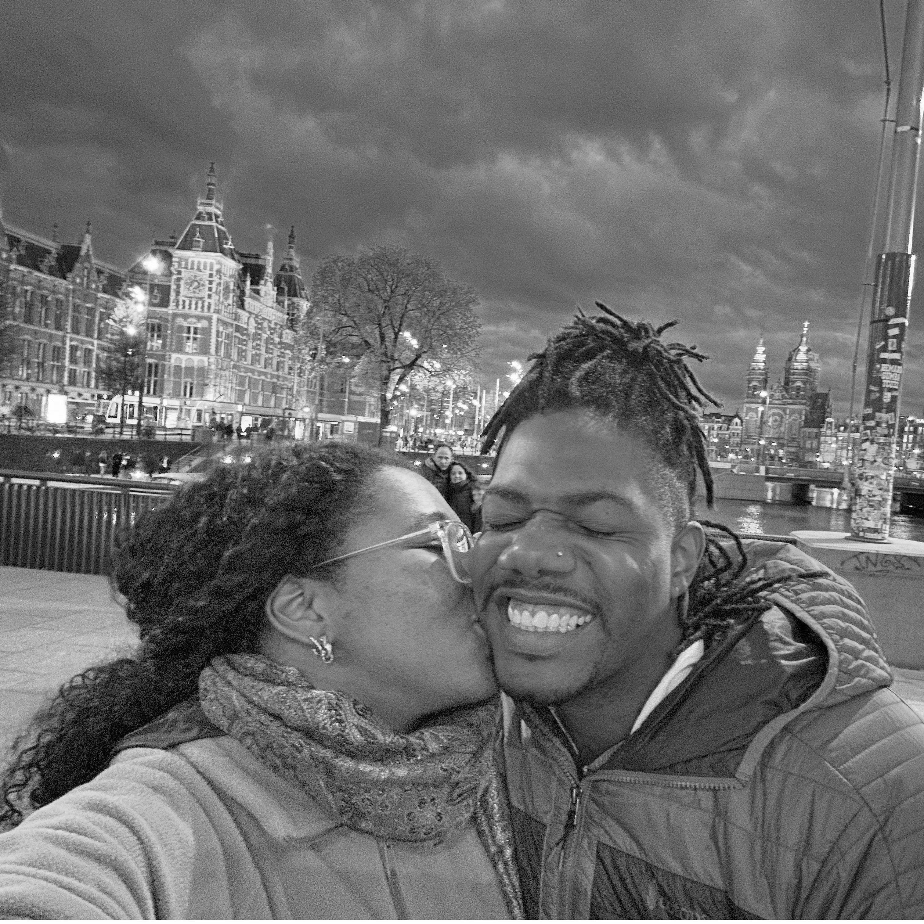 Nuzzling in the Netherlands 🇳🇱