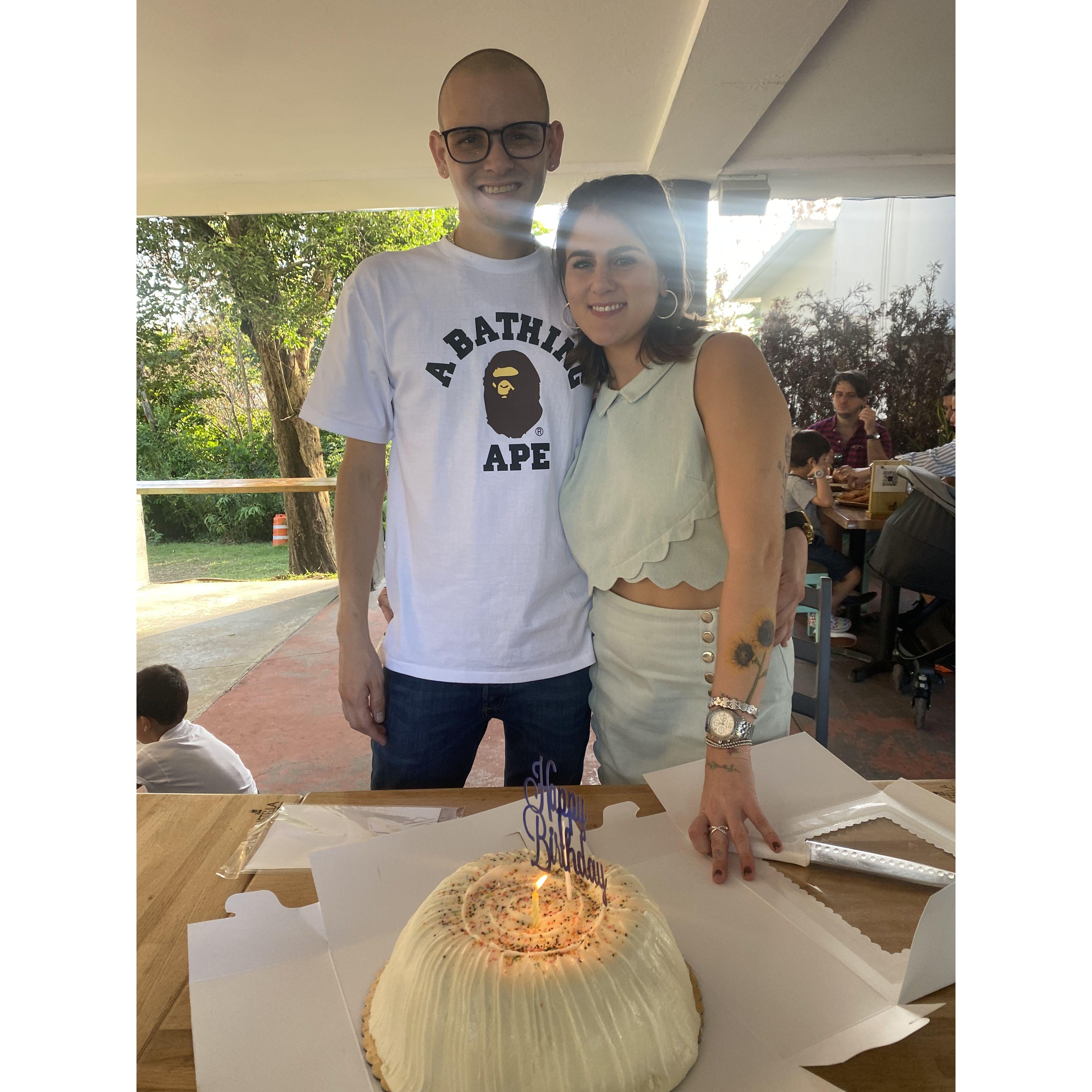 Celebrando los 29 añitos de Nora Teresa