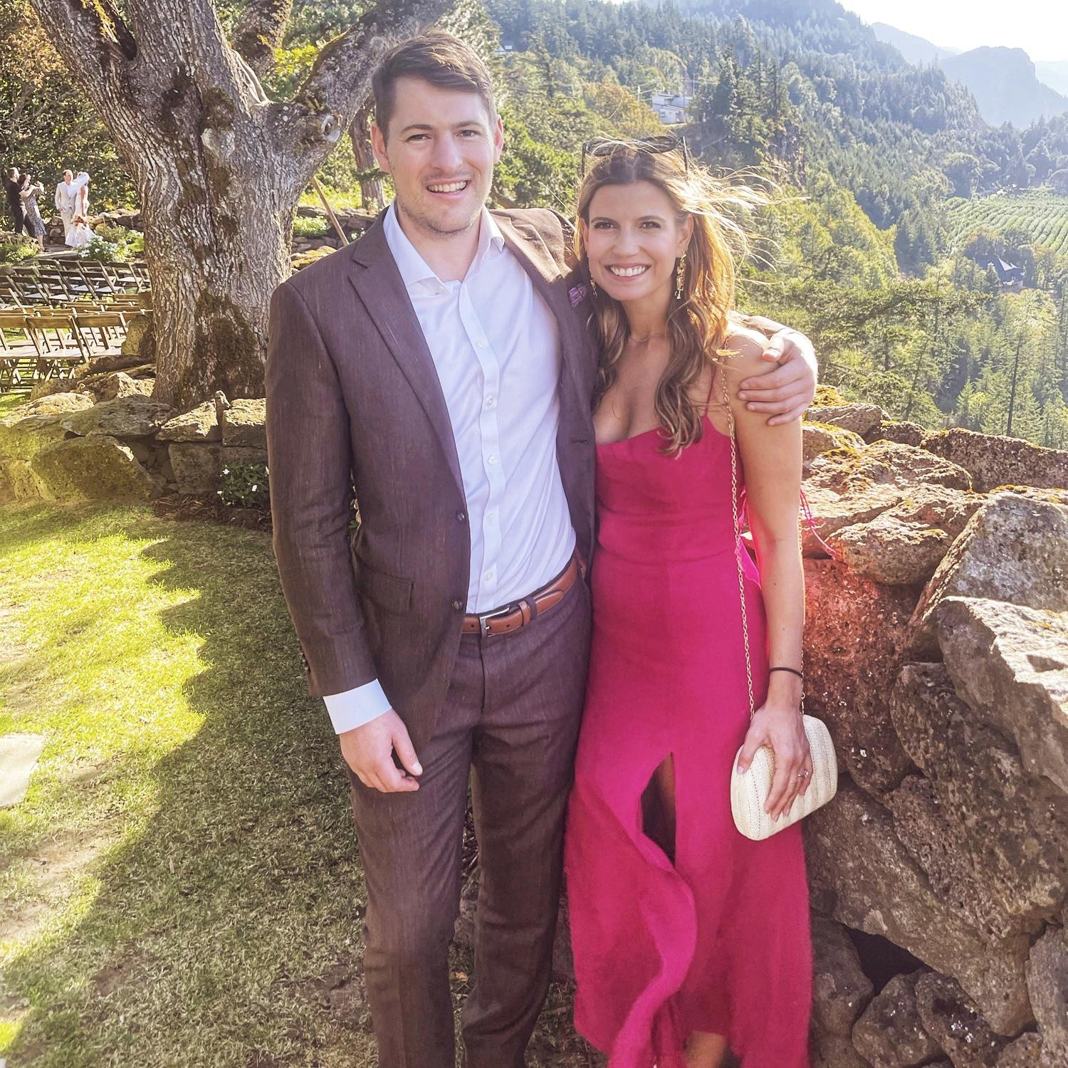 Hood River, Oregon for Harlie & Jake's dreamy wedding