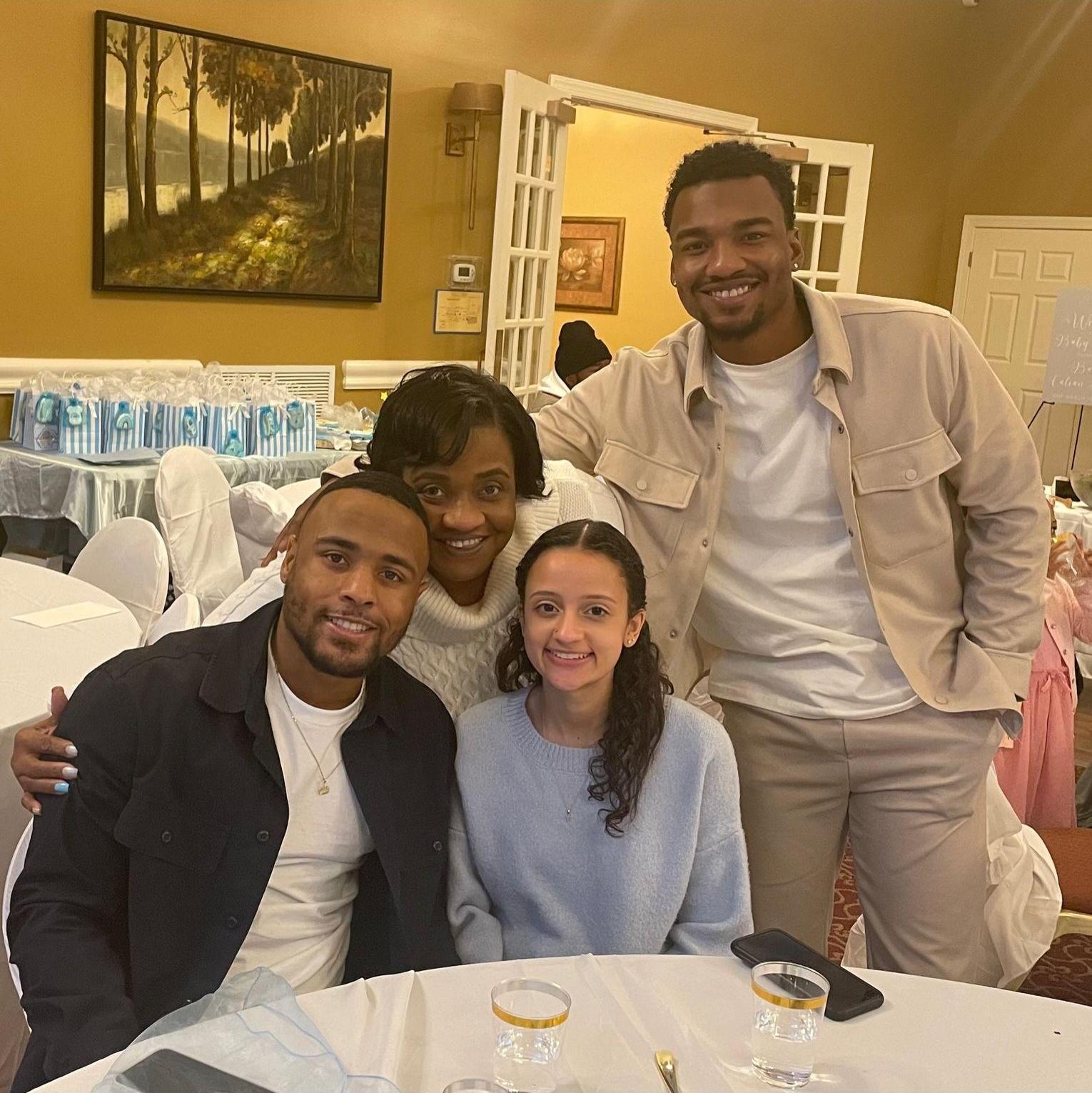 Isabelle's first time meeting David's mom and brother