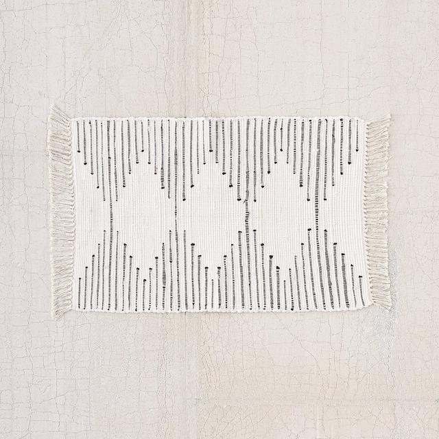 Connected Stripe Rag Rug 2x3'
