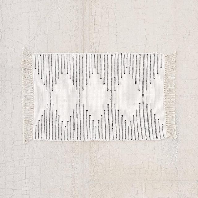 Connected Stripe Rag Rug 2x3'