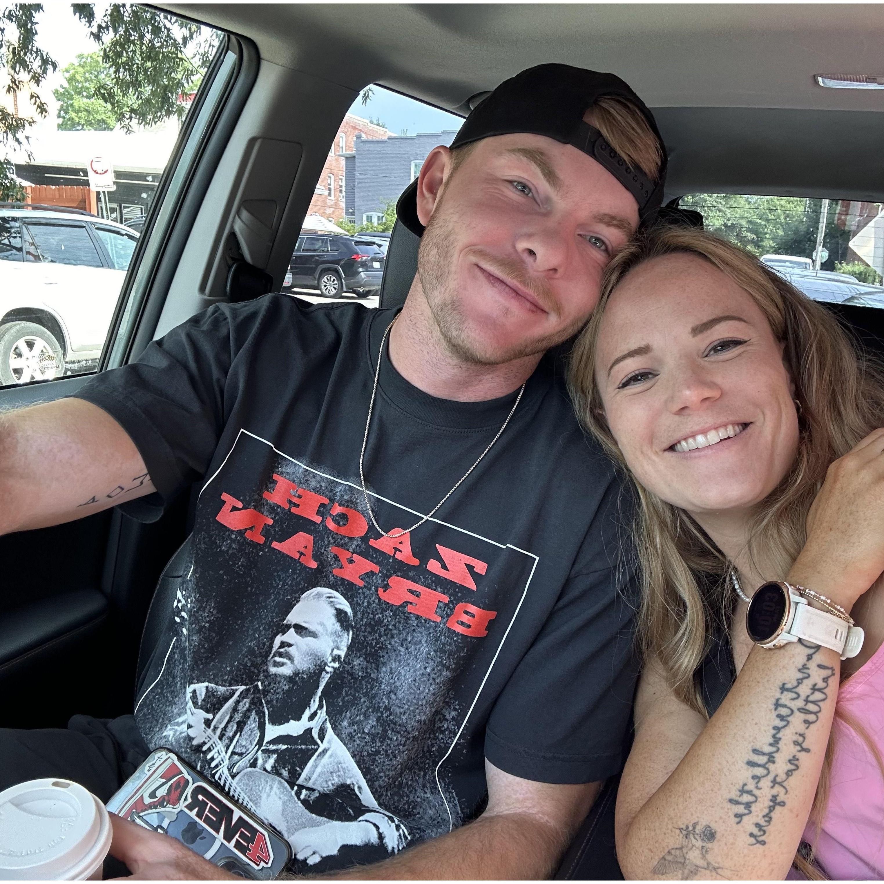 Simple pleasure of ours - coffee dates! Shout out to Willow Wood, who know knows our orders by heart.