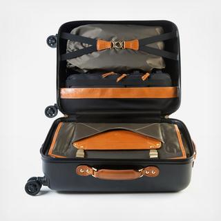 The Quartermaster Homme 8-in-1 Travel Companion