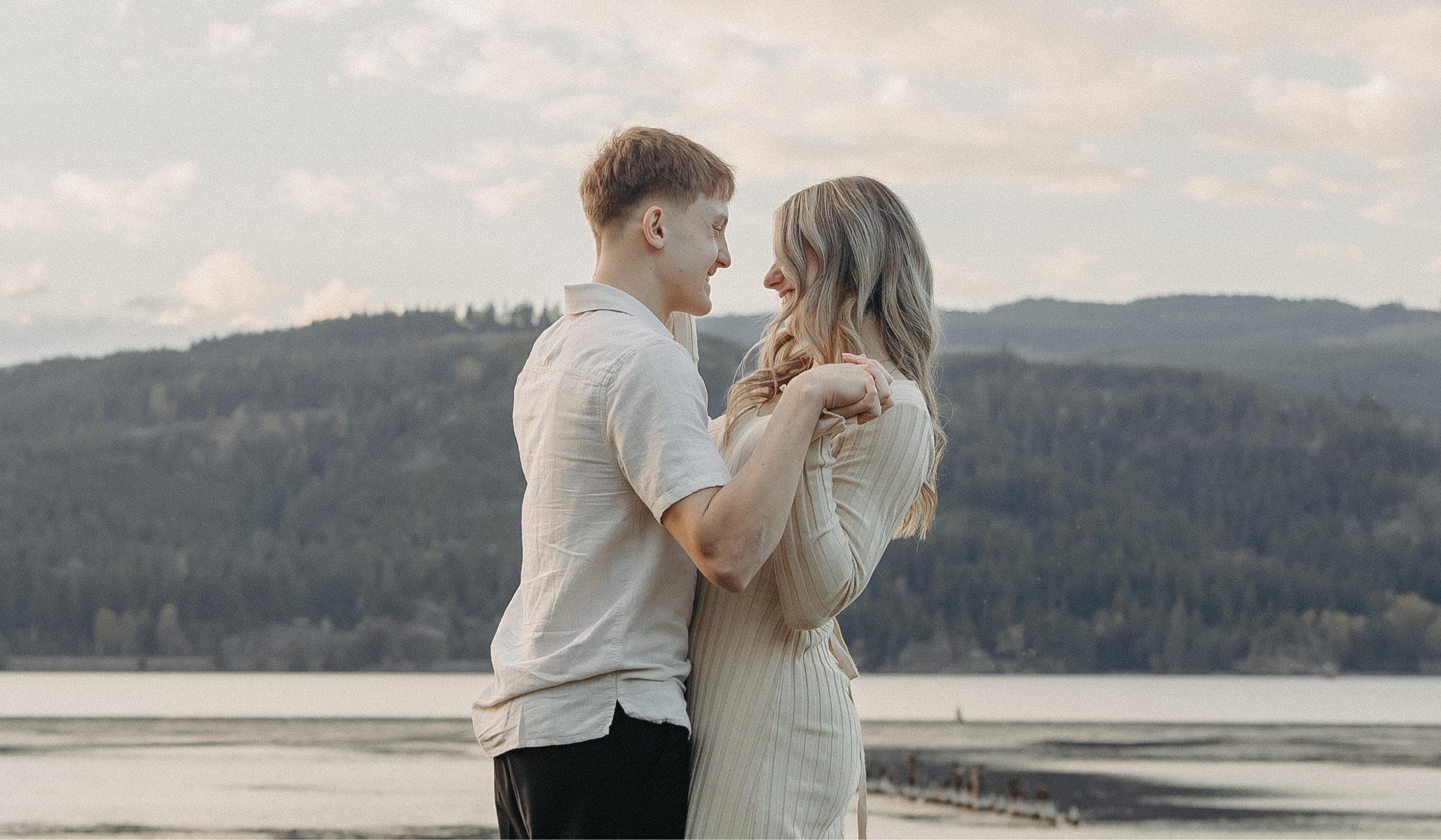 The Wedding Website of Yana Kiyan and Timothy Mukomol