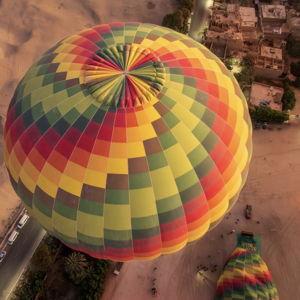 Hot Air Balloon over the Luxor x 1
