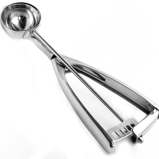 Stainless Steel Medium Cookie Scoop - Heavy Duty Cookie Dough Scoop, Comfortable Handles with Smooth Spring Action Releases Food Easily, #40 Cookie Scoops for Baking, Rust Resistant, Dishwasher Safe