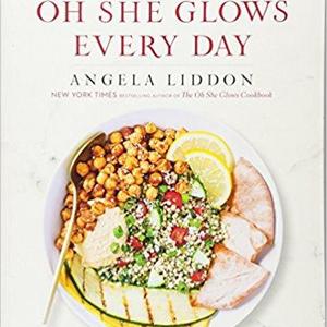 Oh She Glows Every Day: Quick and Simply Satisfying Plant-based Recipes                    Paperback                                                                                                                                                        – September 6, 2016