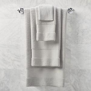 Frontgate Resort Collection Bath Towels, Color Fog