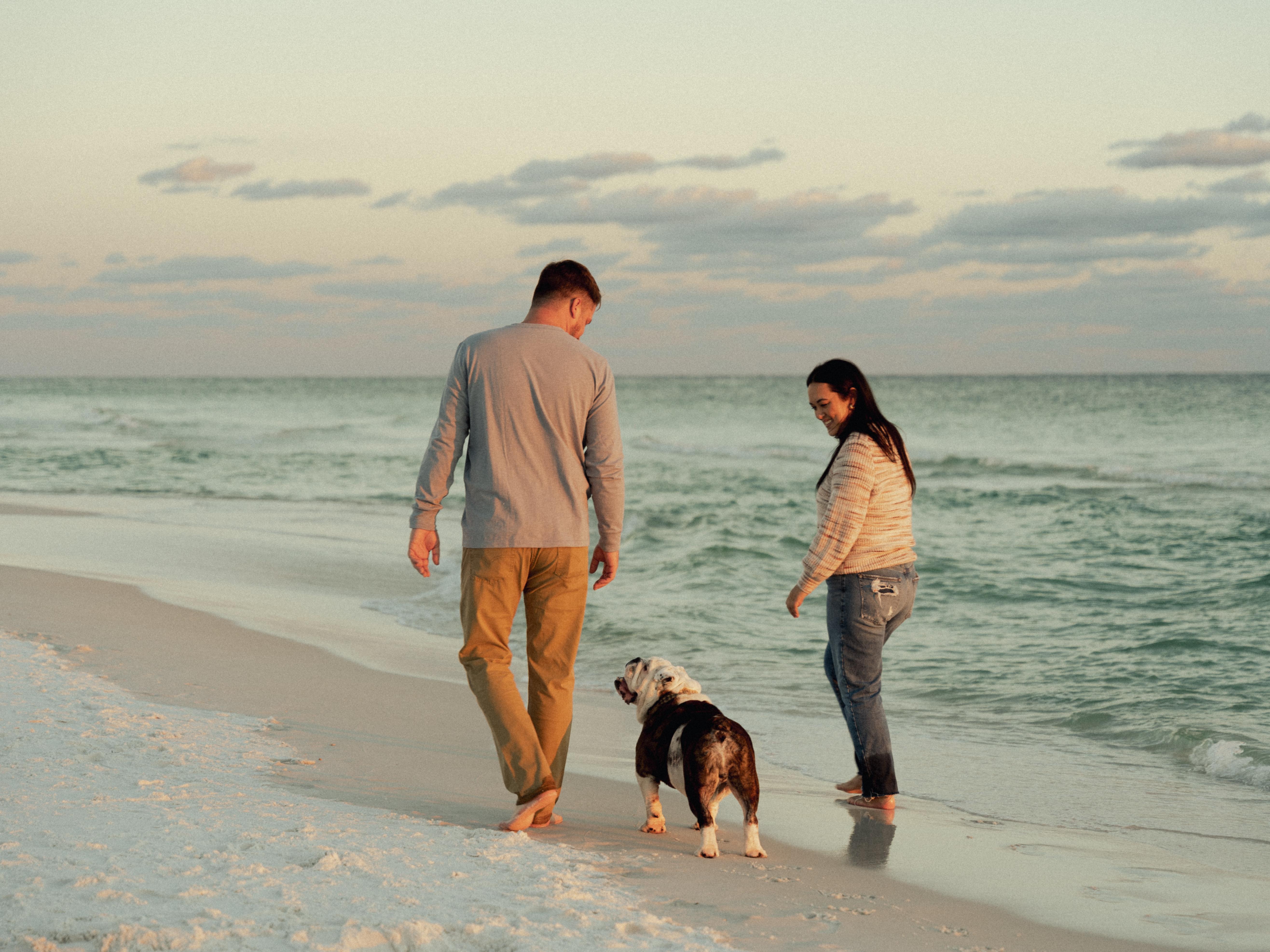 The Wedding Website of Ellee Wakasugi and Slade Garrett