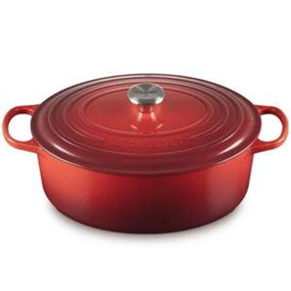 Signature Oval Dutch Oven - 9.5qt