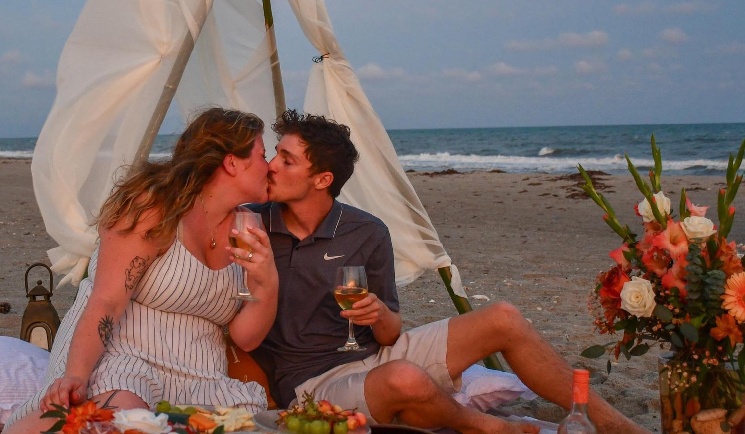 The Wedding Website of Ariel Younger and Nicholas Trollinger