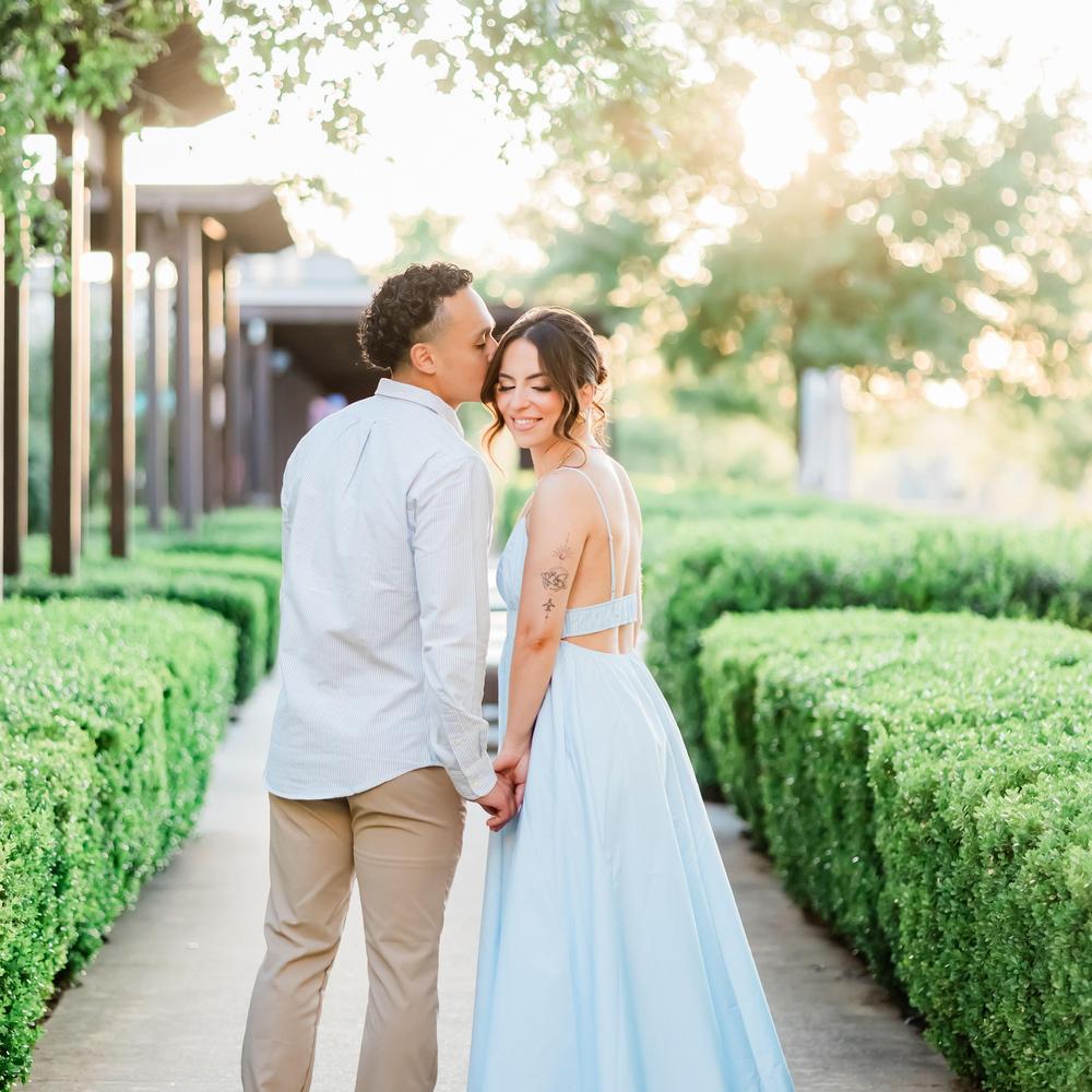 Maria Andronic and Leo Torres' Wedding Website, image size:1000x1000