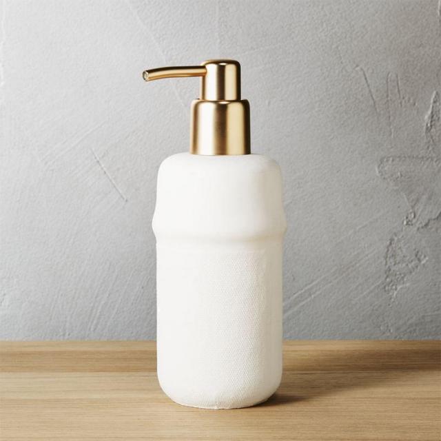 Canvas soap pump