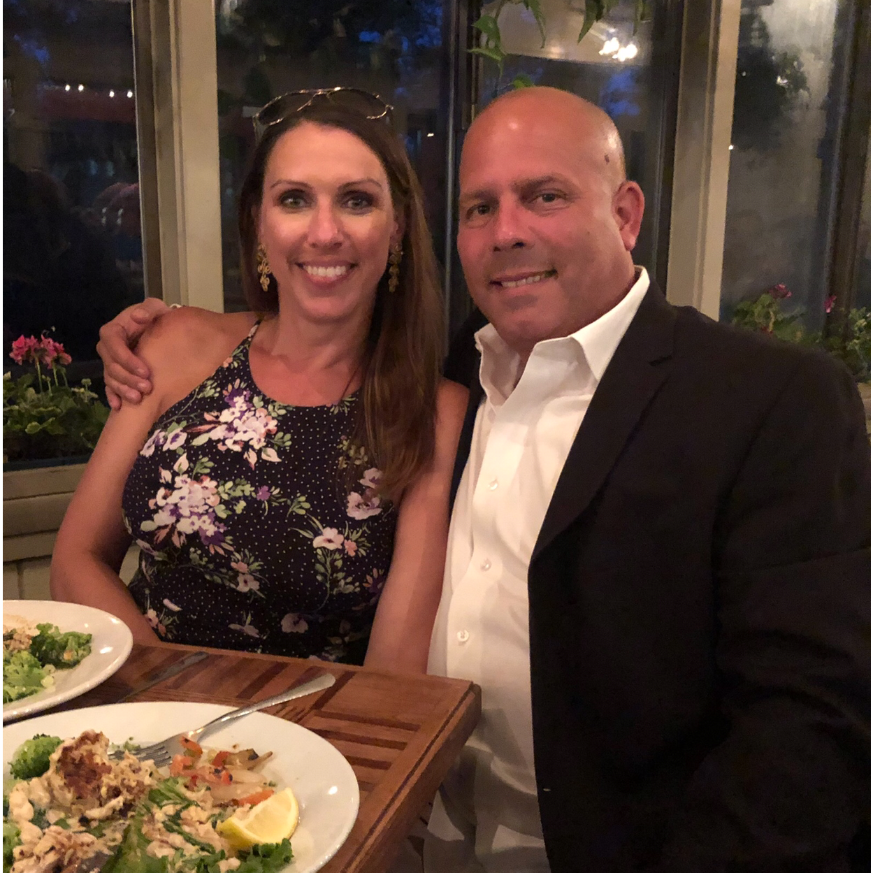Celebrating our 5th anniversary together/Celebrando juntos nuestro 5o aniversario