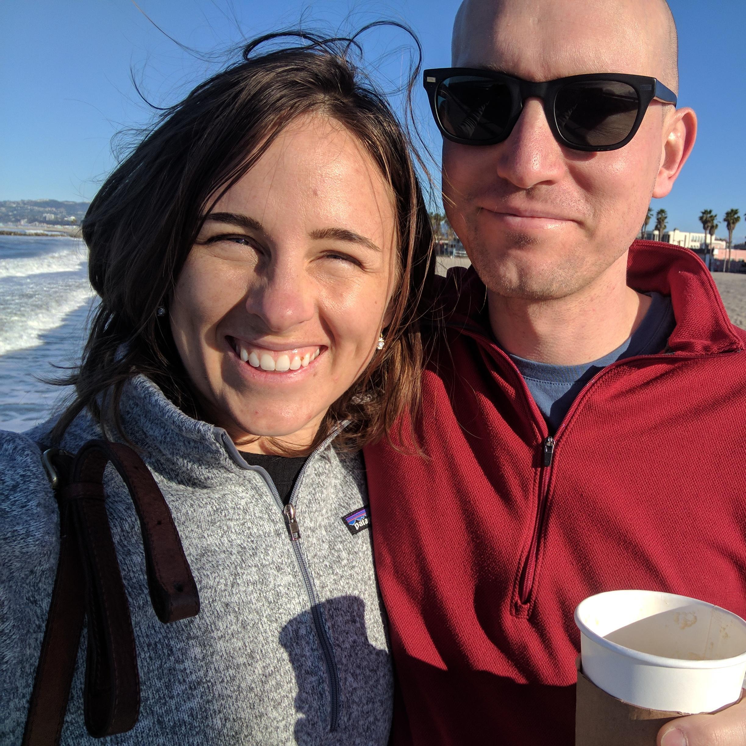 2017. Coffee, sunshine and the sea - exploring the Venice Beach Pier.