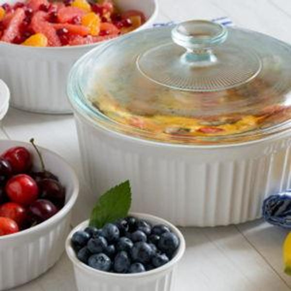 CorningWare French White 8-Piece Ceramic Stoneware Casserole Set with Glass and Plastic Lids, Round & Oval