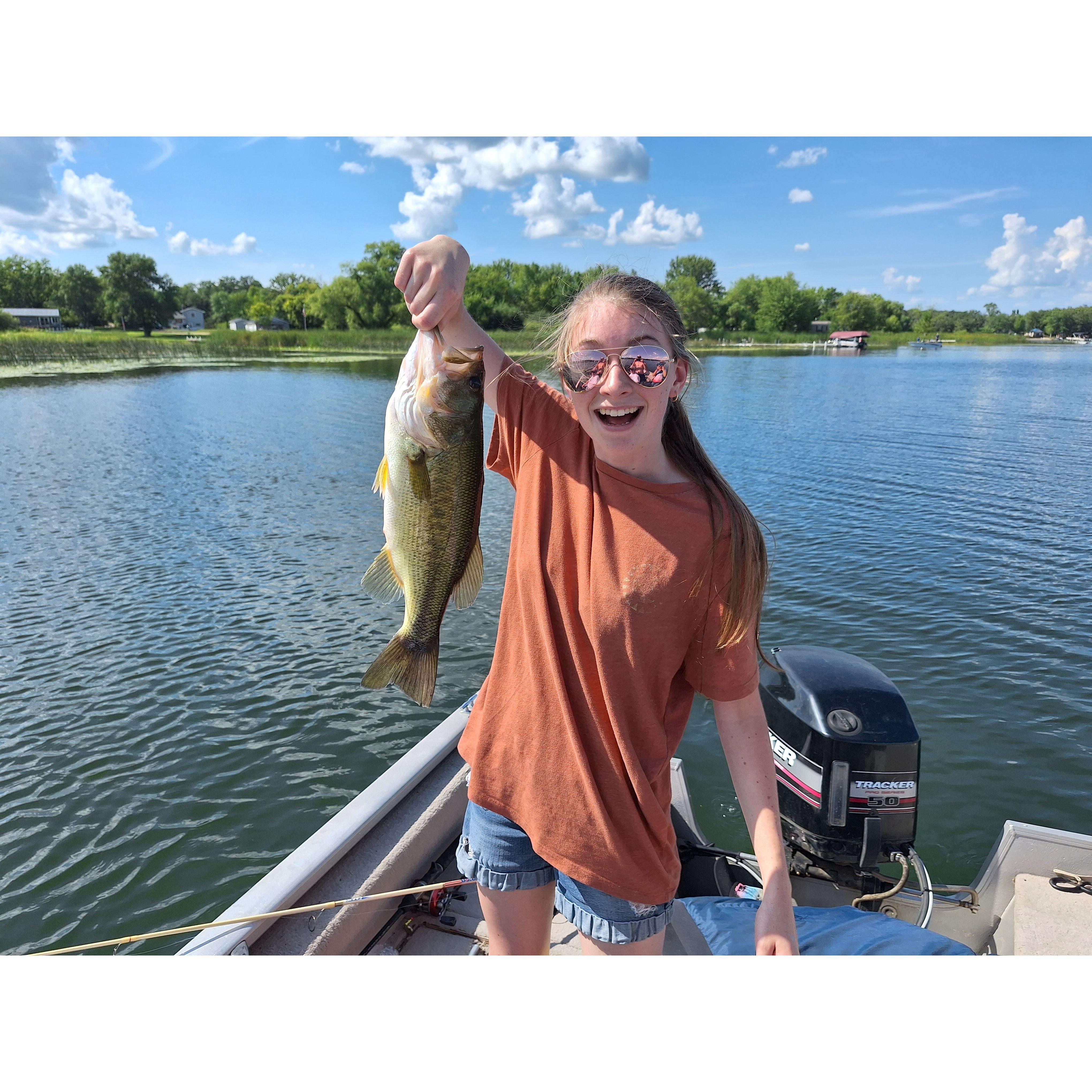 Alyssa finally understood the joy of fishing!!!